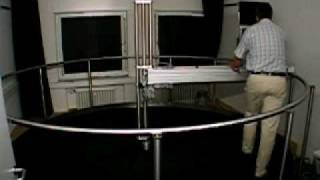 Prof. H.H. Bülthoff auf der Circular Treadmill