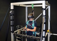 Nicht für alle Teilnehmer war es leicht, im CyberPod die Balance zu halten.