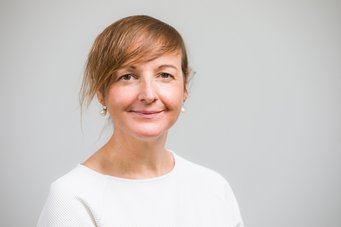 Susan Fischer betreut am Max-Planck-Institut für biologische Kybernetik das CaCTüS-Programm. Portraitaufnahme von Susan Fischer